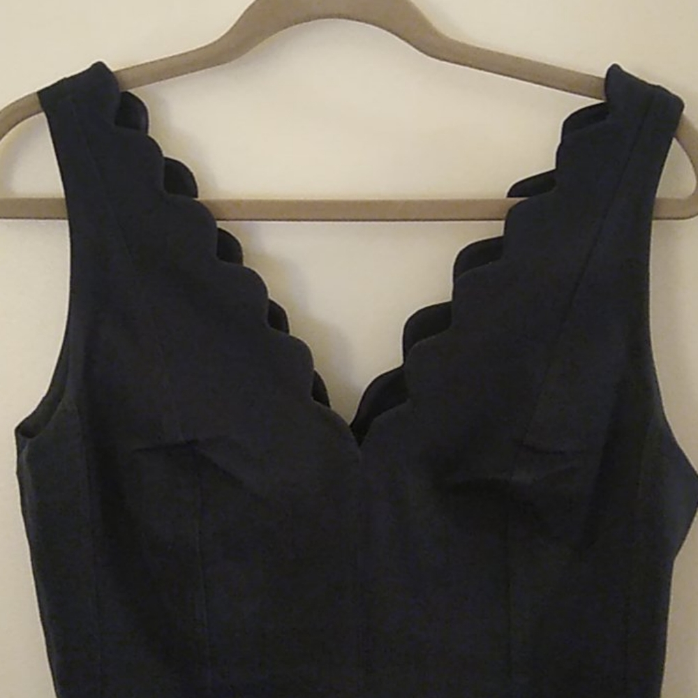 Scallop lines navy banana republic dress.